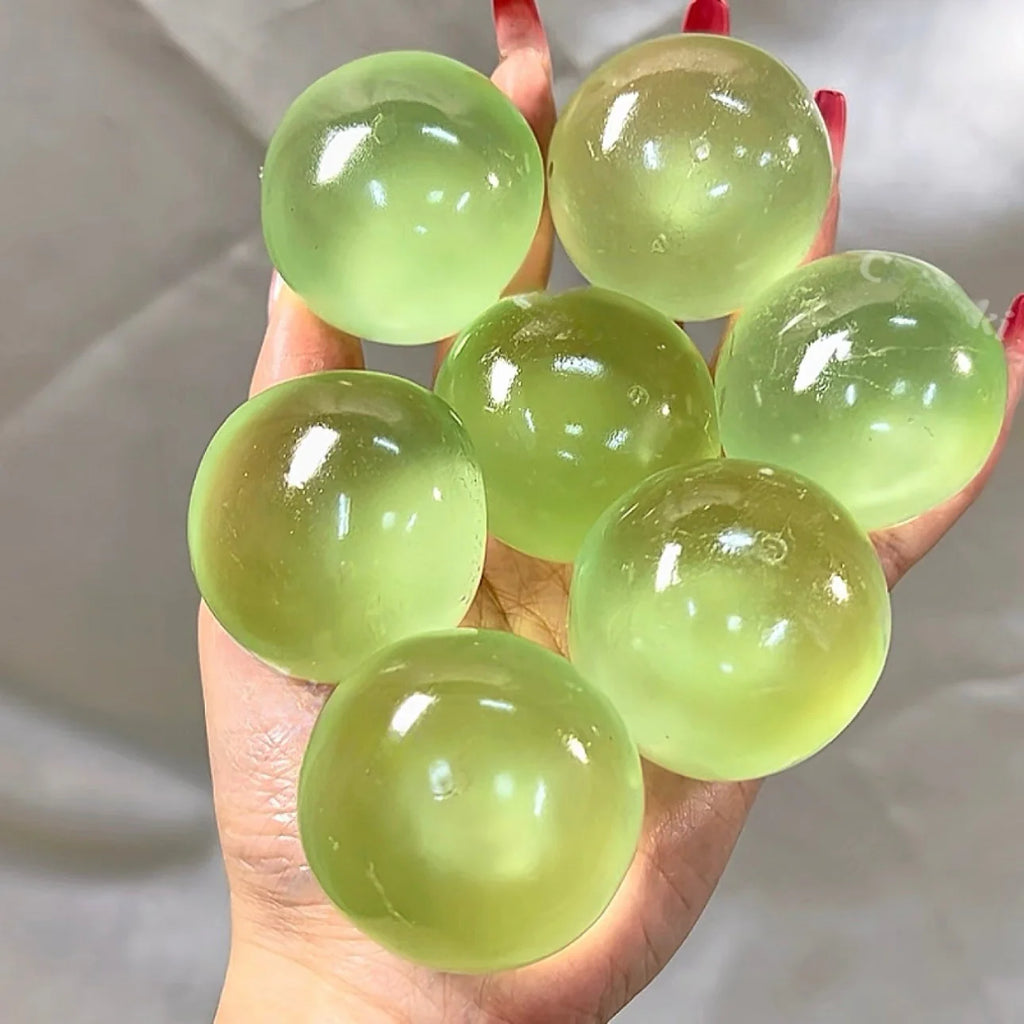 Shiny Coconut Oil Balls